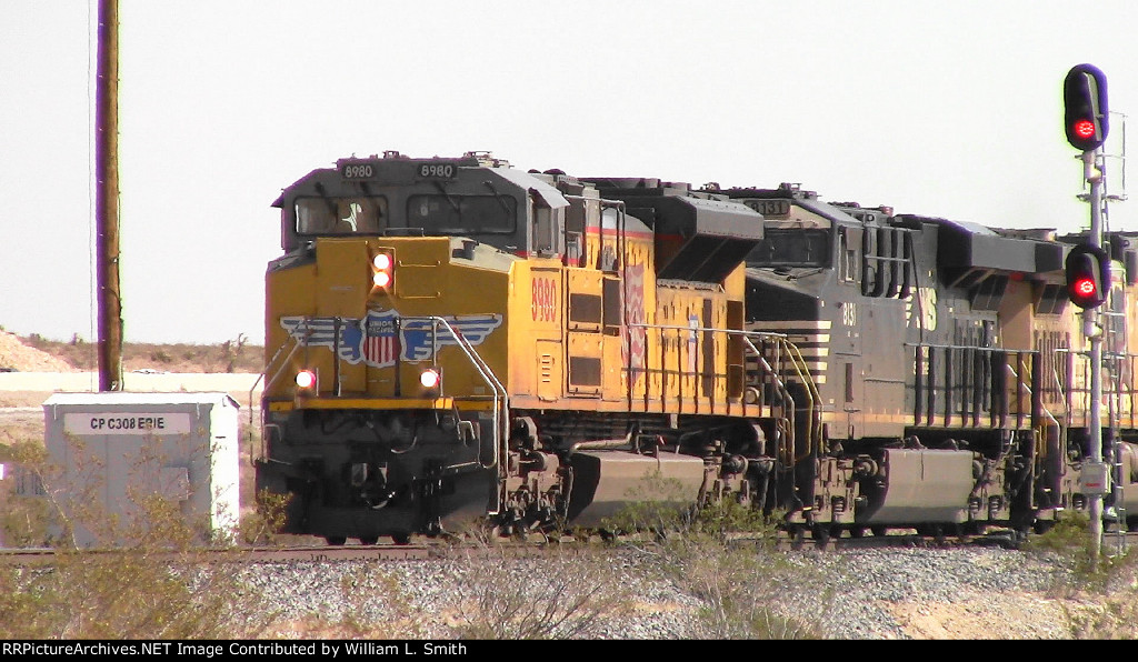 WB Manifest Frt at Erie NV -3